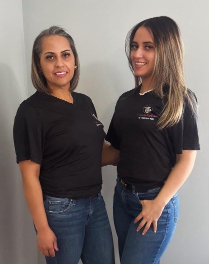 Daniela and Ana, the owners of Daniela and Ana Cleaning Services
